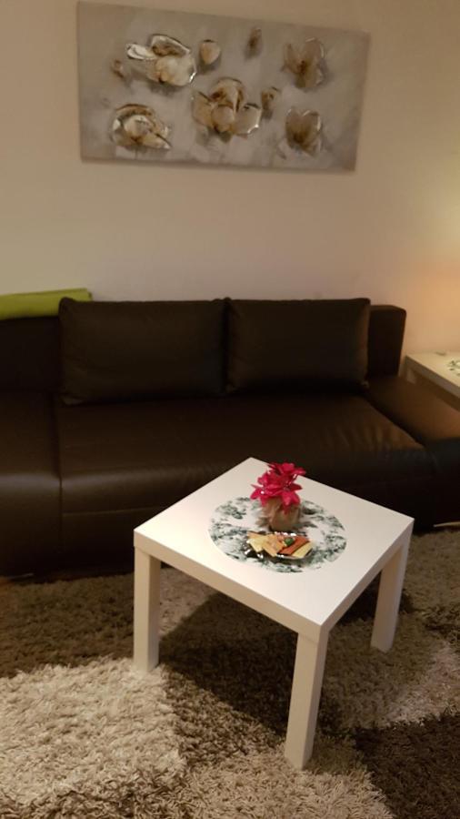 Ferien-& Monteurwohnung Koenen2 Nah Am Westfield Centro أوبيرهاوزين المظهر الخارجي الصورة